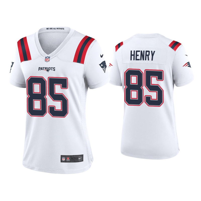 Women's New England Patriots #85 Hunter Henry White Vapor Untouchable Limited Stitched Jersey